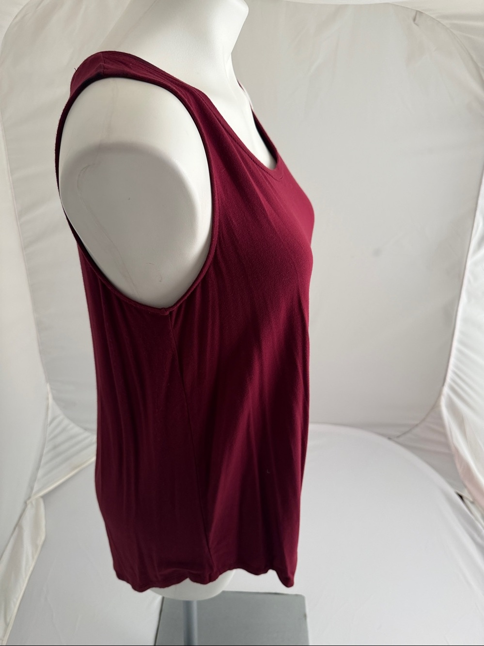 Old Navy Luxe burgundy sleeveless swingy tank top M - Picture 2 of 10